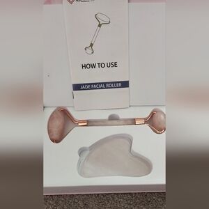 Leicare Pink Skincare Tool Elegant Design